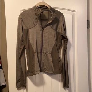 Lululemon zip up sweater. Size 4 or 6